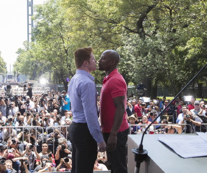 Canelo and Mayweather face off