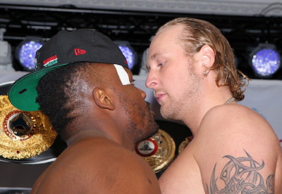 Image: Chisora looking to wear down the giant Helenius tonight