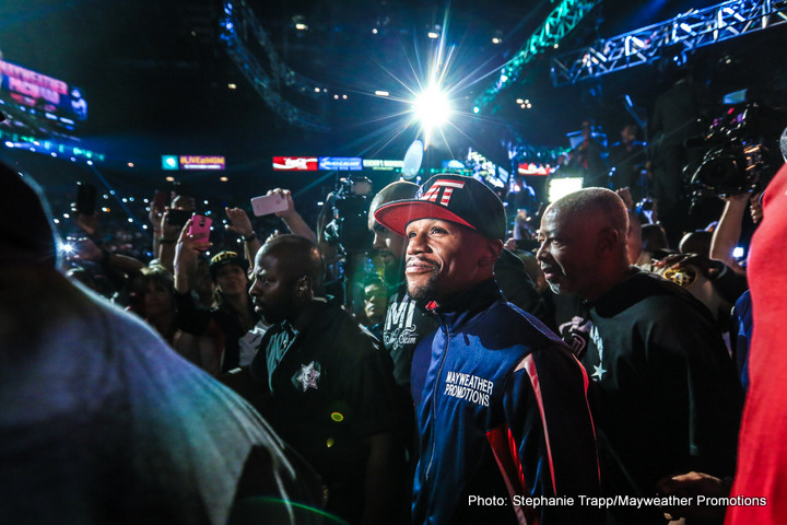 1-MAYPAC WEIGH IN-TRAPPFOTOS-4815