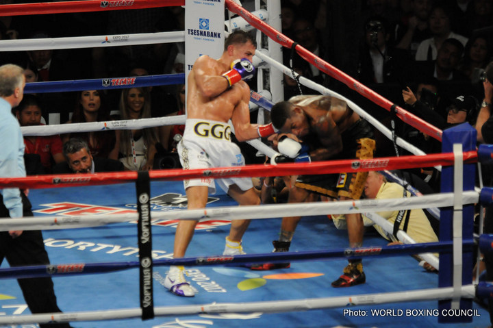 Golovkin-Monroe boxing photo