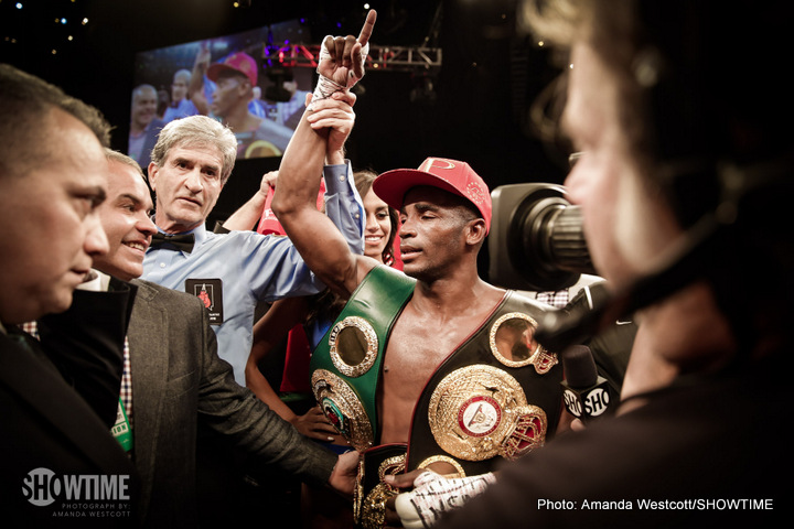 Image: Erislandy Lara vs. Yuri Foreman on Jan.13 on Spike TV