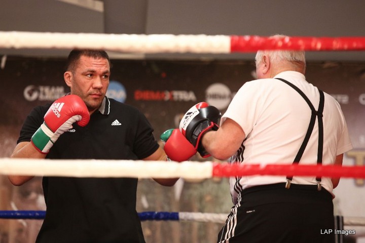 Carlos Takam boxing photo