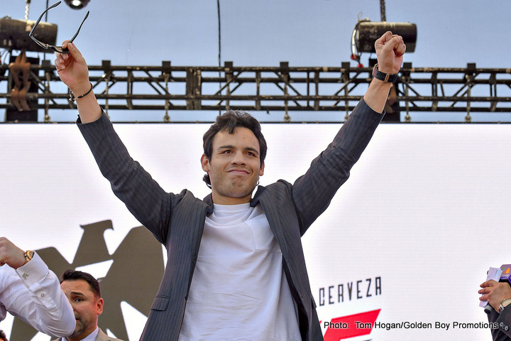 Image: Chavez Jr. towers over Canelo at Mexico City press tour