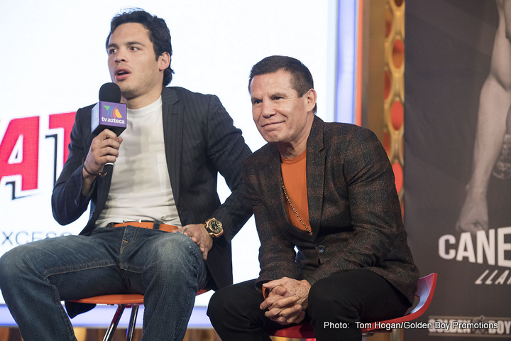 Image: Chavez Jr. towers over Canelo at Mexico City press tour