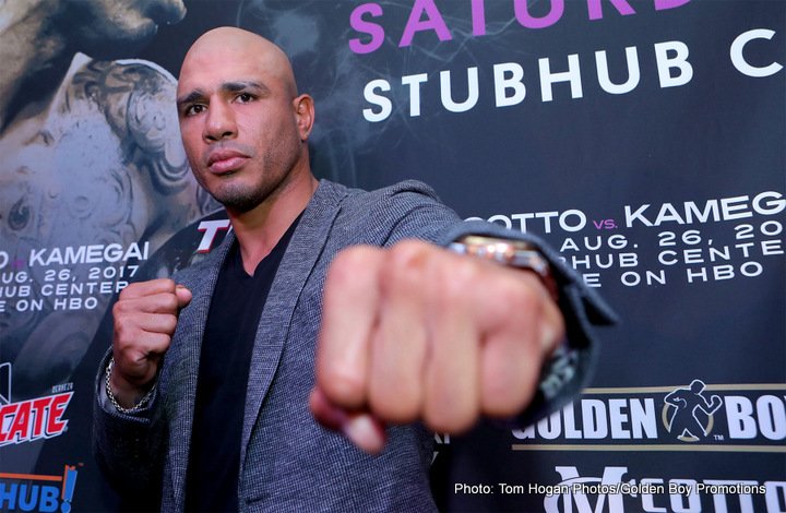 Image: Miguel Cotto surprises in signing multi-fight deal with Golden Boy