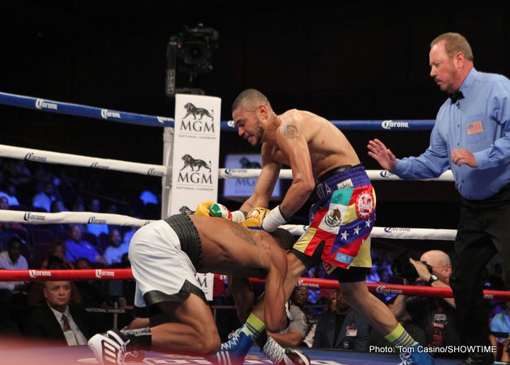 Image: Andre Dirrell vs. Jose Uzcategui fight ends in MADNESS