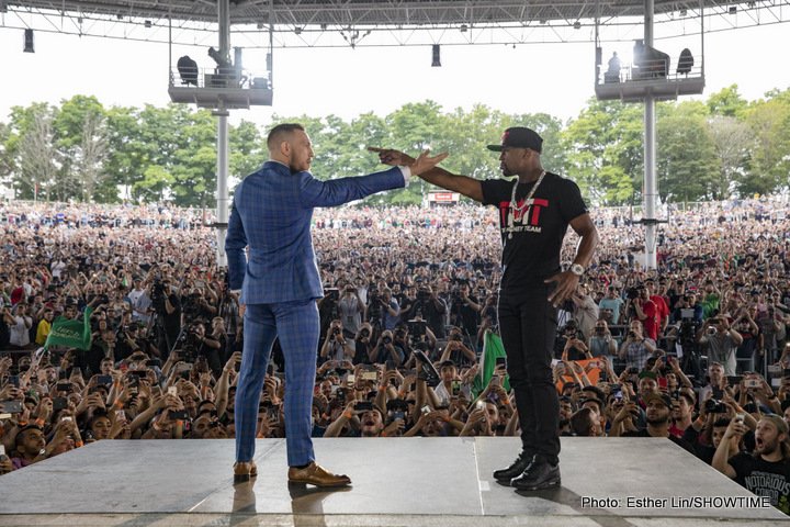 Image: McGregor on Mayweather wearing a schoolbag 'You can't even read'