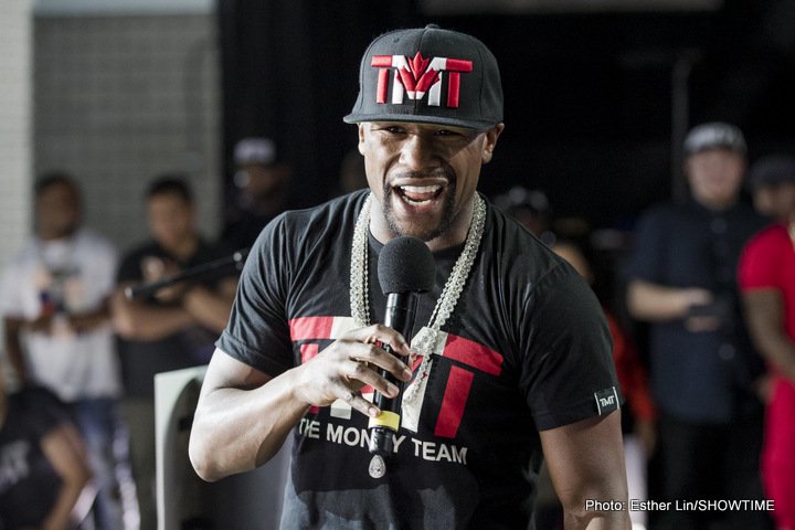 Image: McGregor on Mayweather wearing a schoolbag 'You can't even read'