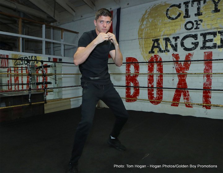 Image: Jorge Linares in the spotlight