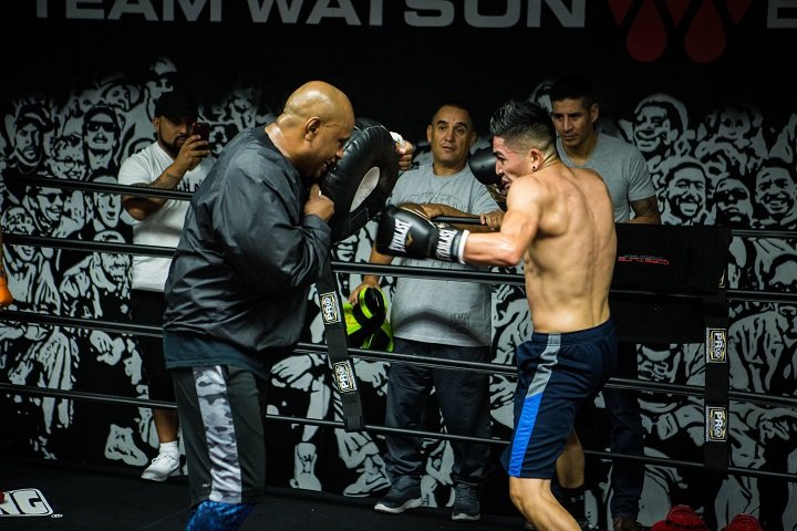 Andres Gutierrez boxing photo