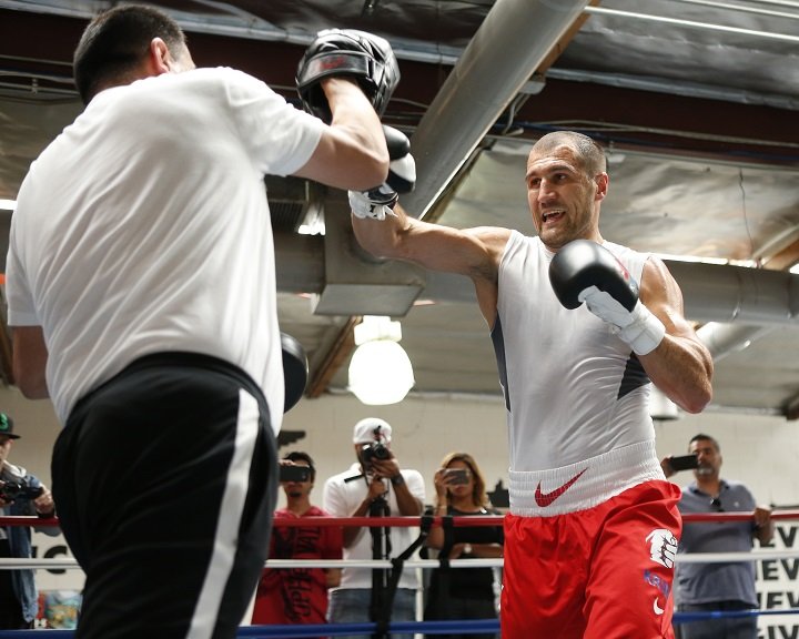 Image: Kovalev: Referee Tony Weeks was on Ward’s team