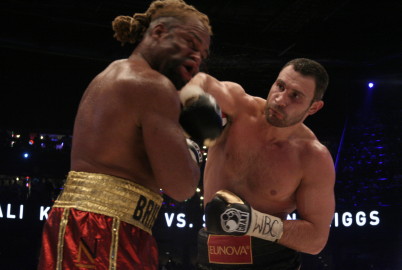 Klitschko-Briggs boxing photo