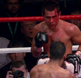 Khan-Barrera boxing photo