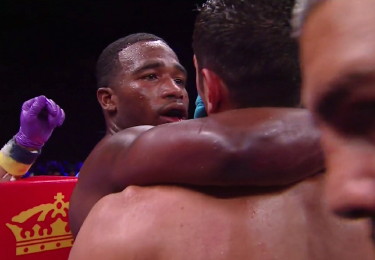 Image: Broner wins in 5 but loses the boxing worlds respect