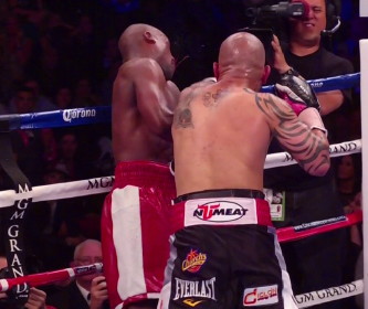Image: Mayweather fortunate he was not fighting Pacquiao