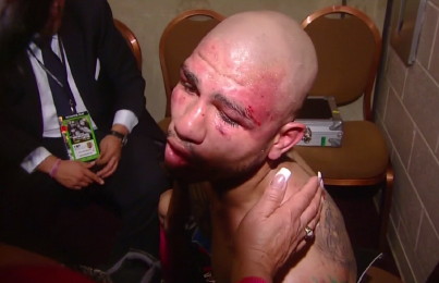 Image: Cotto leaves ring without giving post-fight interview