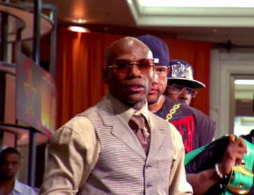 Image: Mayweather: I left the fight in the ring, but Ortiz and De La Hoya keep crying about it