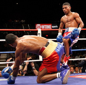 Image: Gamboa could face Lopez vs. Salido II winner in early 2012, says Arum
