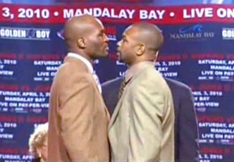 Image: Hopkins-Jones: Two old counter punchers mix it up on Saturday night