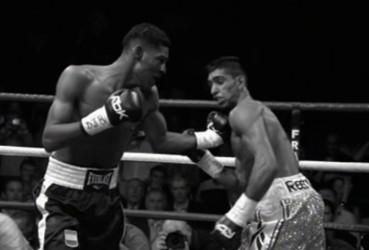 Khan vs. McCloskey boxing photo