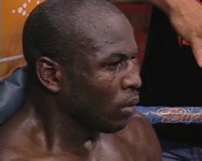 Image: Boxing News 24 Boxing News - Mouton Defeats Smichet