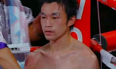 Image: Nishioka defeats Rafael Marquez