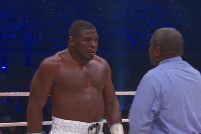 Image: Samuel Peter vs. Harold Sconiers on August 11th on Cloud-Pascal undercard