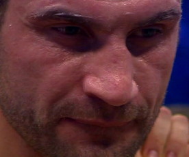 Image: Vitali Klitschko retains WBC title in just 3 minutes