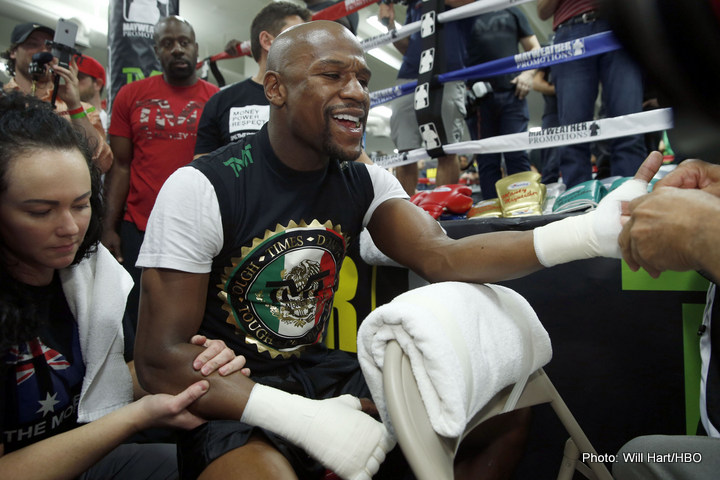 Floyd Mayweather Work Out for the Press