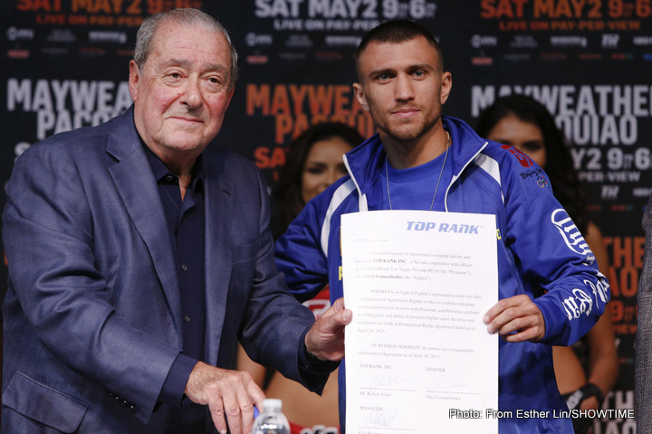 Vasyl Lomachenko re-signs