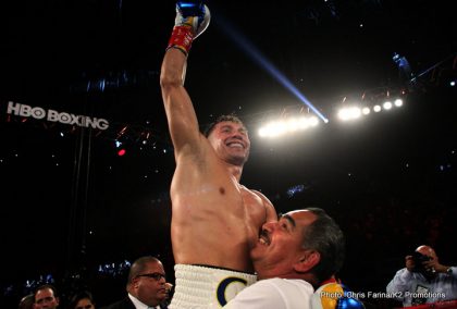 Image: Gonzalez decisions Arroyo, Golovkin destroys Wade