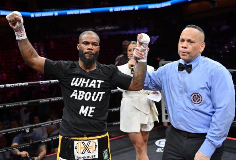 Image: Boxing Results: Chordale Booker Dominates Vendetti at the Mohegan Sun
