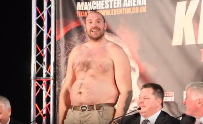 Image: Tyson Fury says he weighs 350 lbs
