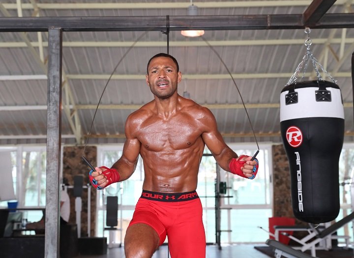 Image: Kell Brook ready to brawl with Sergey Rabchenko