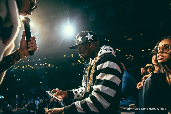 Image: Is Mayweather turning boxing into a circus?