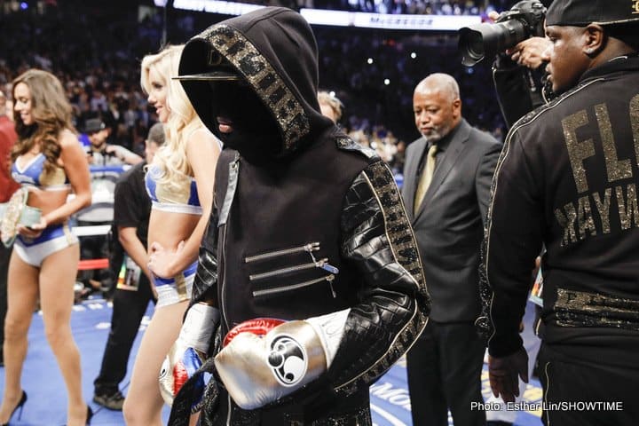 Image: Is Mayweather making another comeback?