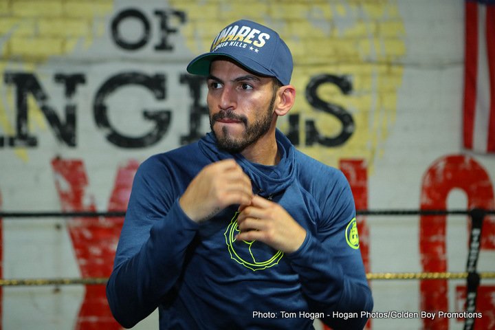 Image: Jorge Linares in the spotlight