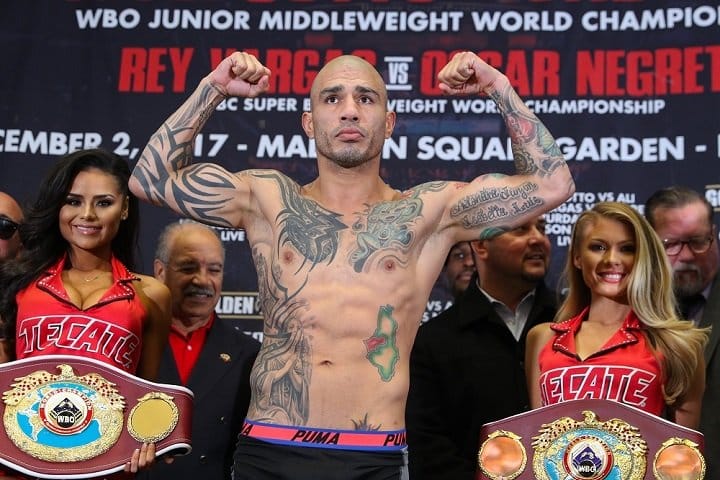 Image: Miguel Cotto vs. Sadam Ali - Official weights