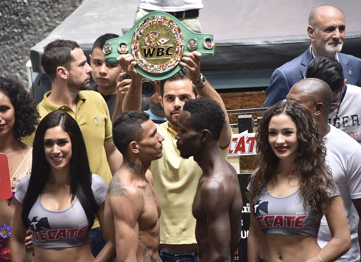 Image: Miguel Berchelt vs. Maxwell Awuku – Official weights