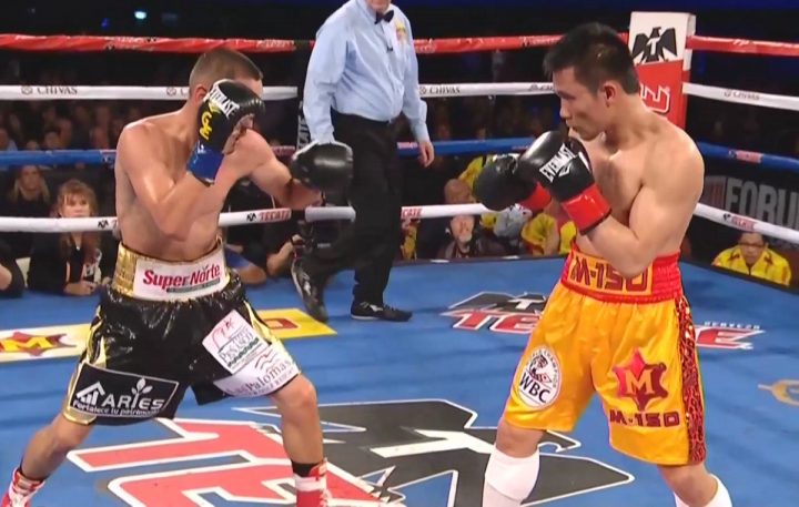 Image: Srisaket Sor Runvisai signs with Matchroom Boxing