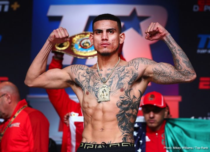 Image: Crawford-Benavidez Official Weigh-In Results