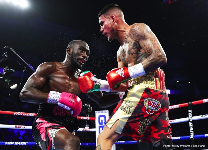 Image: Terence Crawford stops Jose Benavidez - RESULTS