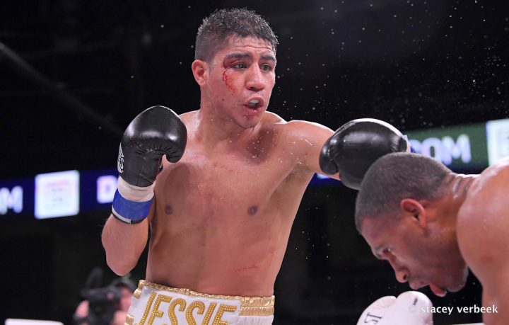 Jessie Vargas, Thomas Dulorme boxing photo and news image