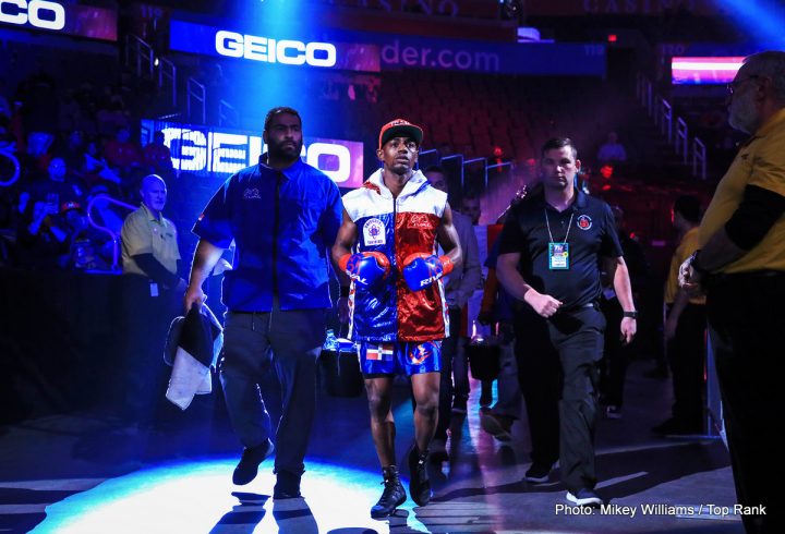 Image: Maurice Hooker Stops Saucedo; Kavaliauskas KOs Roberto Arriaza