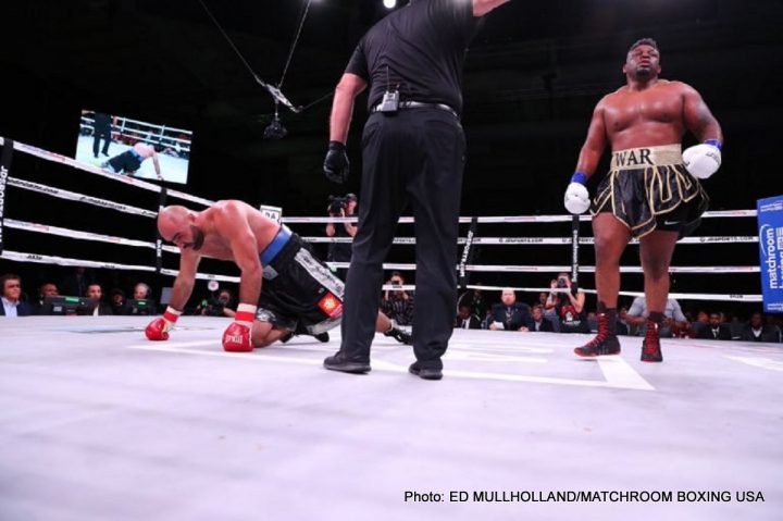 Brandon Rios boxing photo