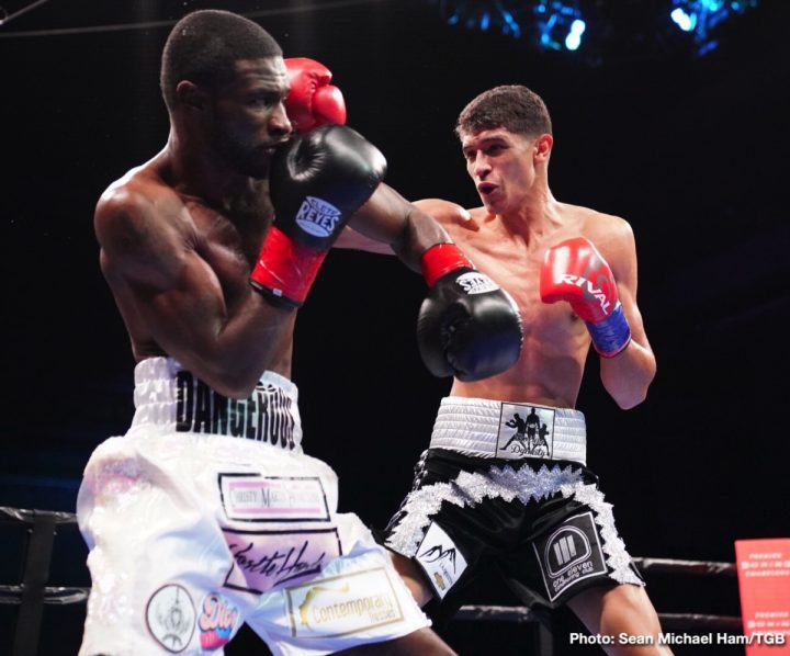 Image: Boxing Results: Leo Santa Cruz Retains Title by Unanimous Decision Over Rafael Rivera
