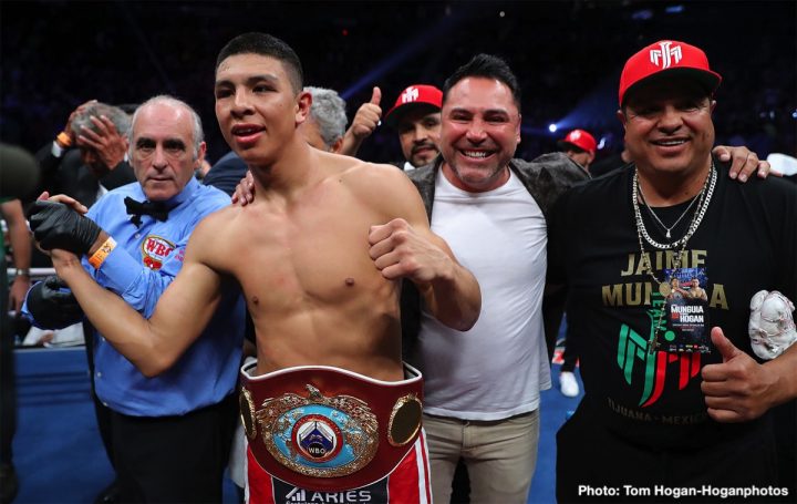 Image: Jaime Munguia defeats Dennis Hogan - RESULTS