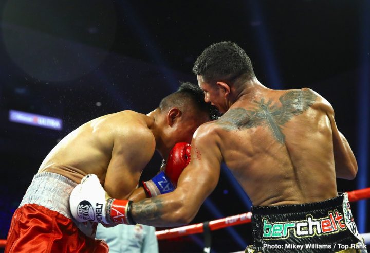 Image: Photos / Results: Berchelt destroys Vargas, Navarrete knocks out Dogboe