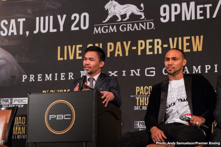 Image: Pacquiao becomes betting favorite over Thurman