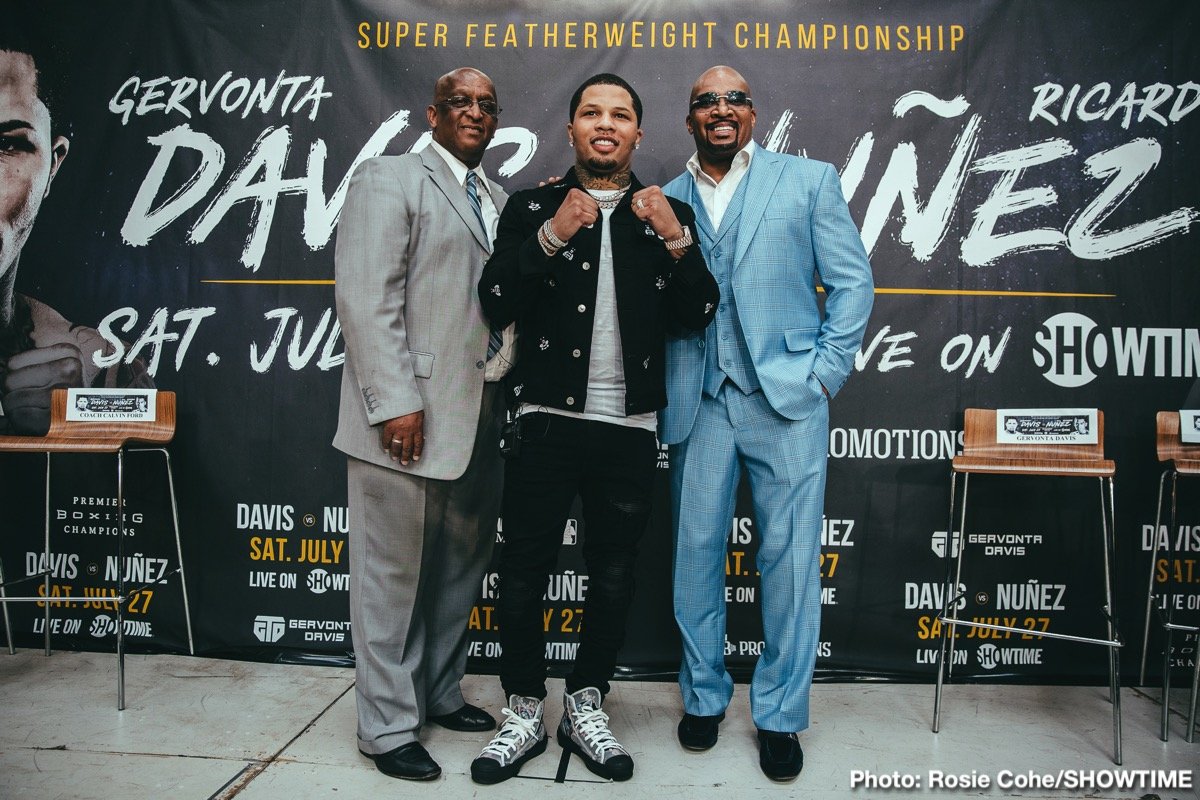 Image: Leonard Ellerbe defends Tank Davis over criticism about his comments on making "5x" more money than Haney